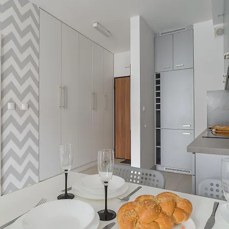 Apartament Expo Brylowska Апартаменты Варшава